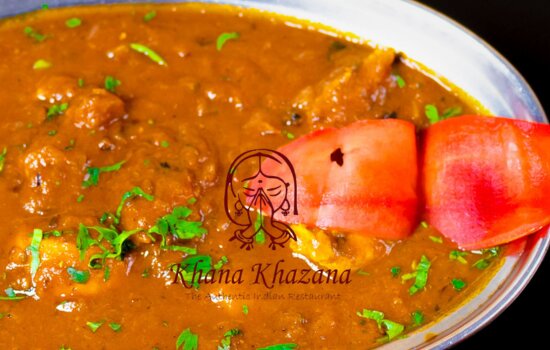 Lazeez Aloo Chicken